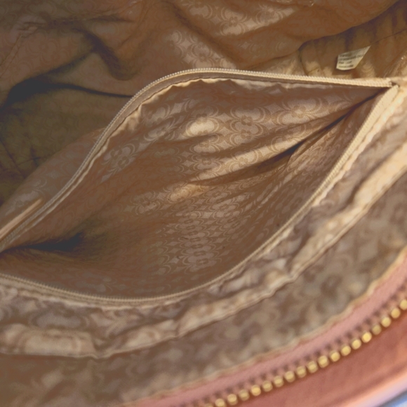 💕 CHARMING CHARLES Purse 💕 - Picture 6 of 10